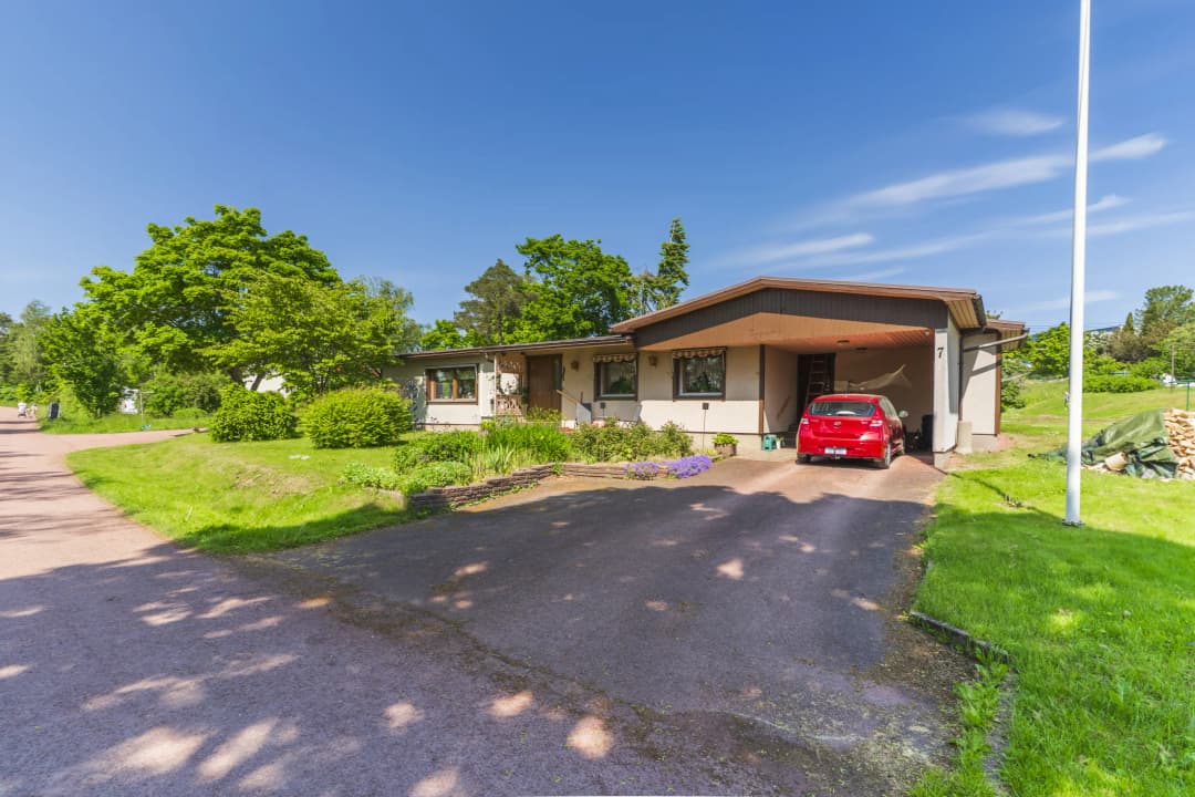 Bild av Hemtrevligt bostadshus i Godby